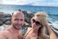 Андрей Черкасов в Инстаграм: Жена красивая, пейзаж красивый, ну и я